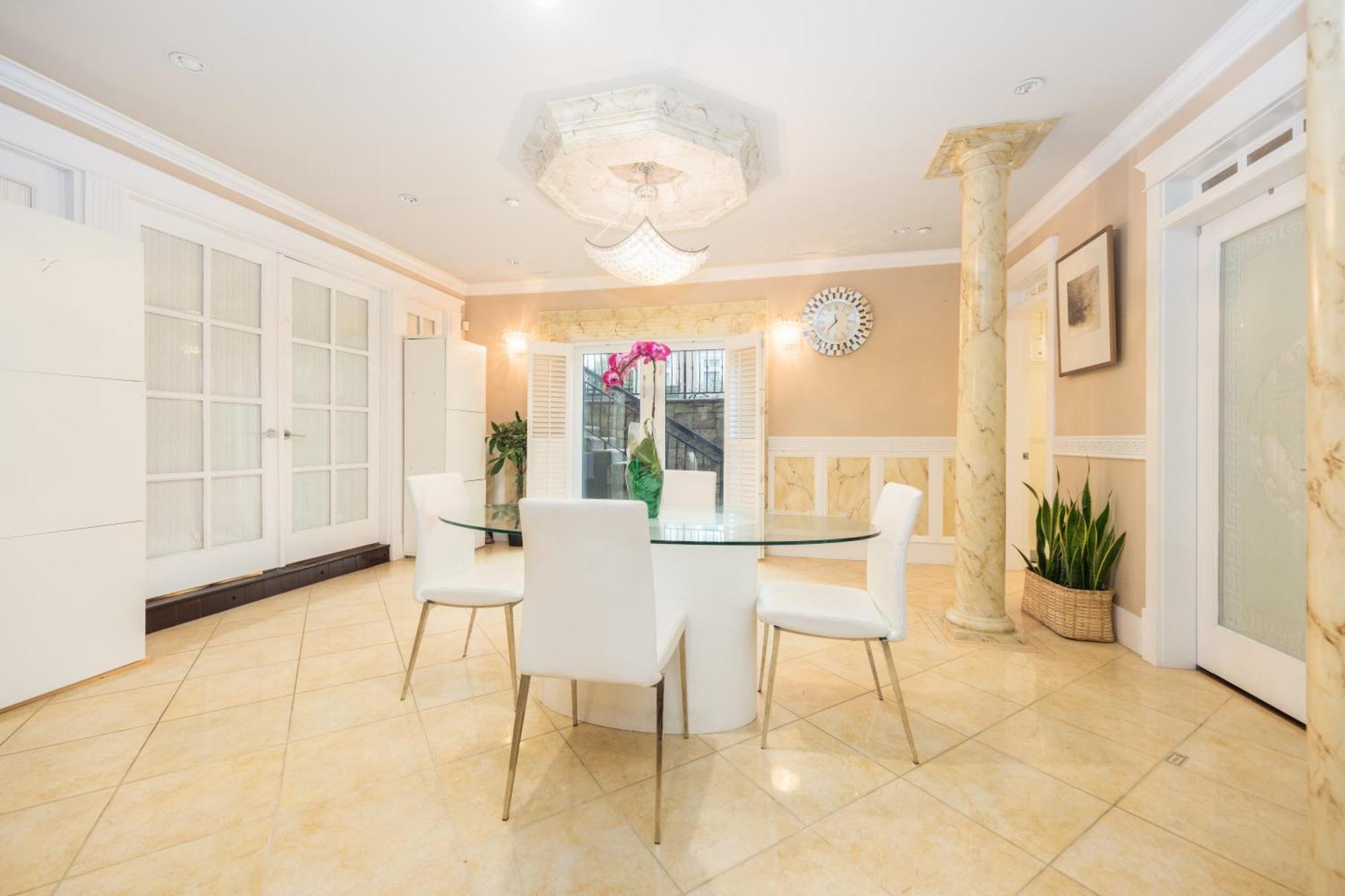 Oakridge Luxury Homestay Vancouver Eksteriør bilde